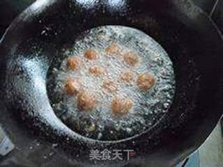 一口一个的迷你狮子头-----浇汁小肉丸的做法步骤：4