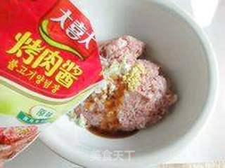 一口一个的迷你狮子头-----浇汁小肉丸的做法步骤：2