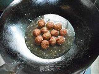 一口一个的迷你狮子头-----浇汁小肉丸的做法步骤:6