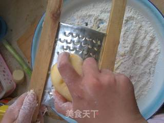 拨烂子(山西小吃)的做法步骤:2