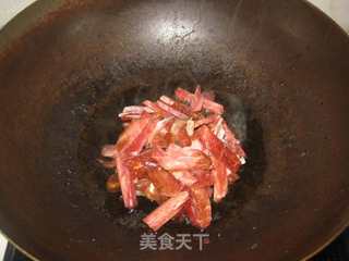 鲜蘑炒肉片的做法步骤：4