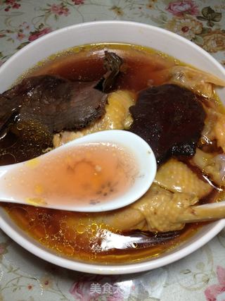 月子菜——红菇鸡汤的做法步骤:8