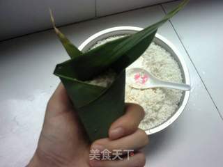 舌尖上的中国--包粽子的做法步骤:6