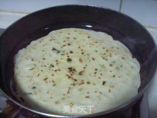 葱花鸡蛋饼的做法步骤:7