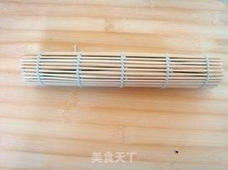 做一款适合自己口味的寿司的做法步骤:10