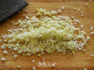 骨汤鲜肉海参馄饨的做法步骤:4