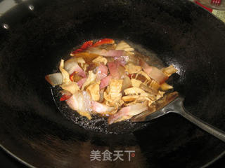 笋干炒腊肉的做法步骤:8