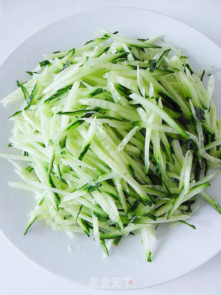 【川菜经典荤菜】麻辣口水鸡的做法步骤:11