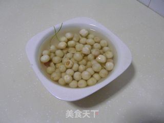 自己做食材——莲蓉泥的做法步骤：1