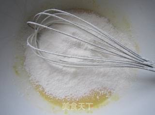 戚风原味蛋卷的做法步骤:7