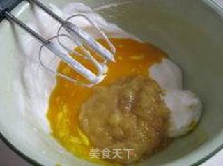 纸杯蛋糕之---当巧克力遇到香蕉的做法步骤:3