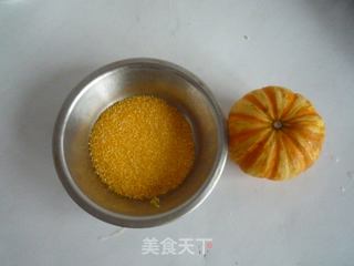 玉米渣南瓜粥的做法步骤：1