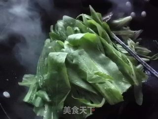 素炒油麦菜的做法步骤：3