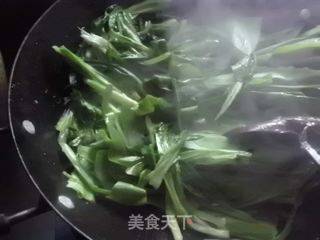 素炒油麦菜的做法步骤：4