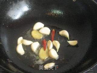 辣味蒜子烧鲳鱼的做法步骤:6