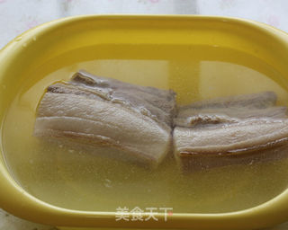 川菜第一菜---金牌回锅肉的做法步骤:2