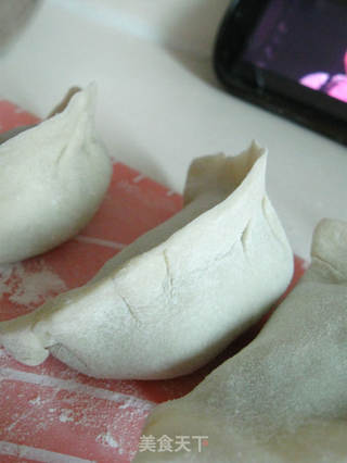 酸菜饺子的做法步骤：14