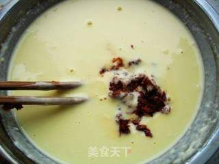 辣味鸡蛋饼----舌尖上的刺激!的做法步骤:3