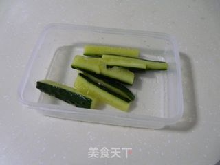 看韩剧学做韩式料理——韩式泡菜的做法步骤：4