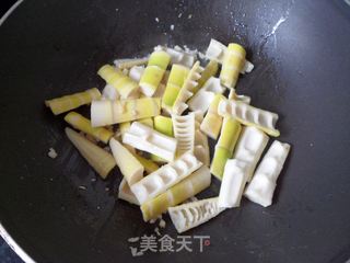 酱香春笋的做法步骤：7