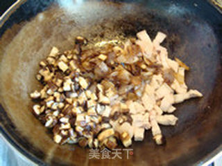 眯眯眼卤肉饭的做法步骤:11