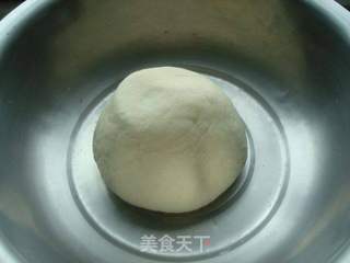 白菜猪肉饺子的做法步骤:2
