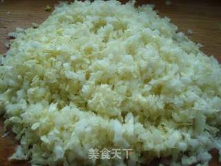 白菜猪肉饺子的做法步骤:3