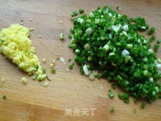 白菜猪肉饺子的做法步骤:5