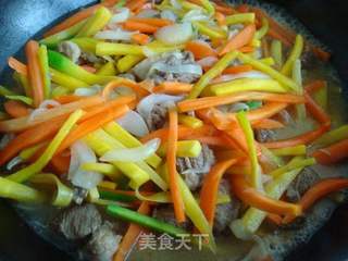 碎肉抓饭——新疆味道的做法步骤:9