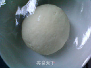 憨态可掬小猪豆沙包的做法步骤:4
