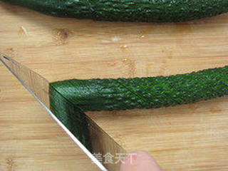 【酸辣爽口零厨艺 夏季开胃小菜】——蓑衣黄瓜的做法步骤:4