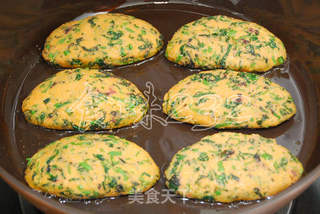 苋菜玉米面饼子的做法步骤:5