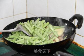 东北名菜--排骨炖豆角的做法步骤：7