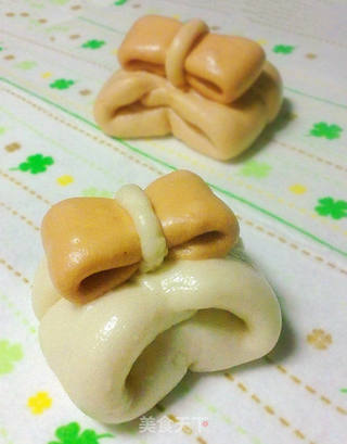 蝴蝶结馒头的做法步骤:12