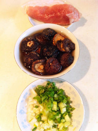 月子美食·姜蛋索面的做法步骤:2
