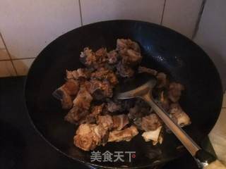 东北一家人(芸豆炖排骨)的做法步骤:4