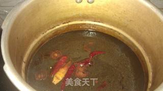 山寨版东北酱大骨的做法步骤:2