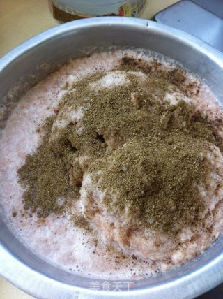 软糯喷香的生煎包的做法步骤:12