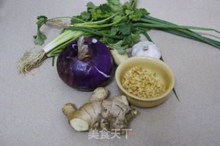 教主妇用粤式手法烹饪极品烤羊腿——蓝莓酱烤澳洲羊腿的做法步骤:6