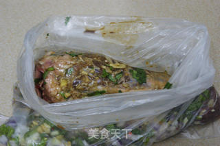 教主妇用粤式手法烹饪极品烤羊腿——蓝莓酱烤澳洲羊腿的做法步骤:9