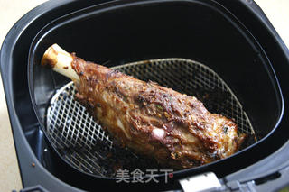 教主妇用粤式手法烹饪极品烤羊腿——蓝莓酱烤澳洲羊腿的做法步骤:19