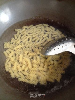 番茄味意大利面的做法步骤:2