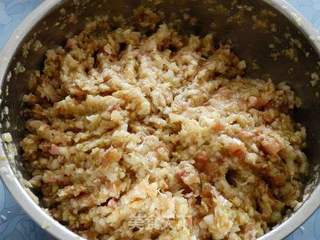 白菜猪肉海米水饺的做法步骤:7