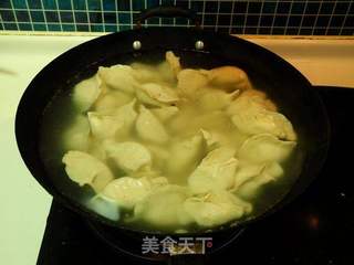 白菜猪肉海米水饺的做法步骤:13