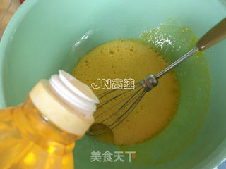 波点菠萝蛋糕卷的做法步骤:2