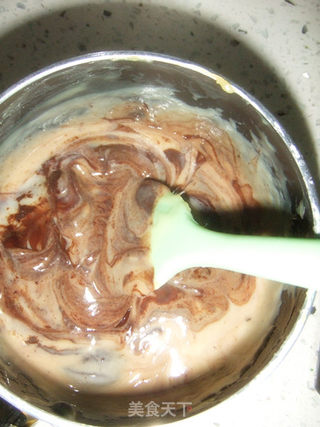 浓郁丝滑的黑巧克力冰淇淋(Chocolate Ice Cream)的做法步骤:4