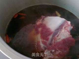 卤牛肉的做法步骤:11
