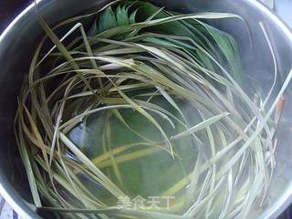 八宝莲子粽的做法步骤:3