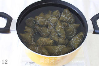 板栗香菇肉粽,满满都是肉香的做法步骤:12