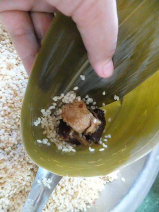 软糯醇香的肉粽子的做法步骤:9